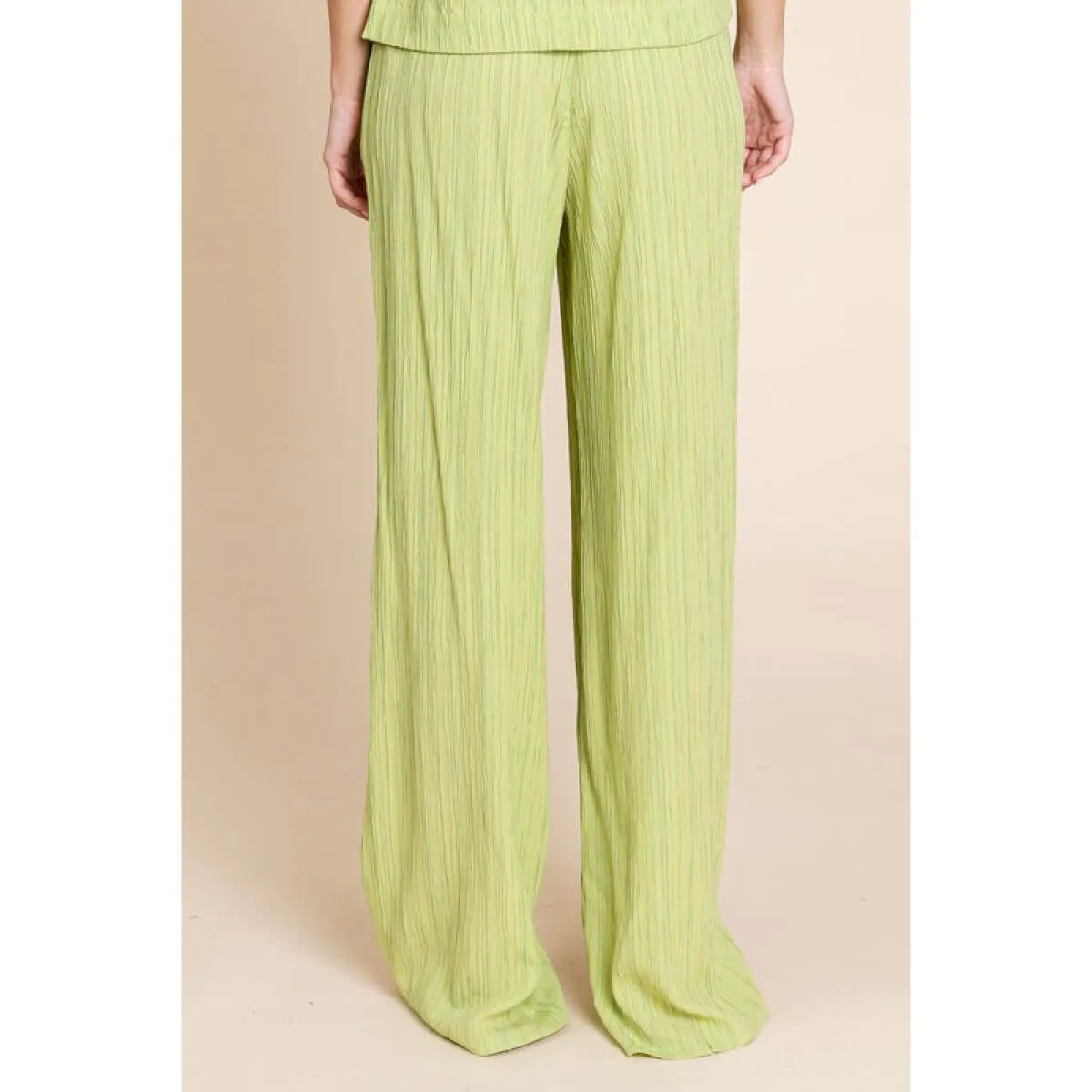 Pleated Flowy Pant