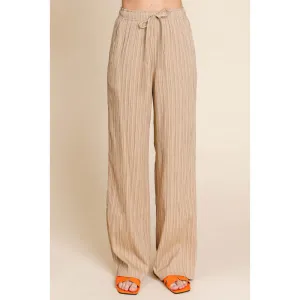 Pleated Flowy Pant