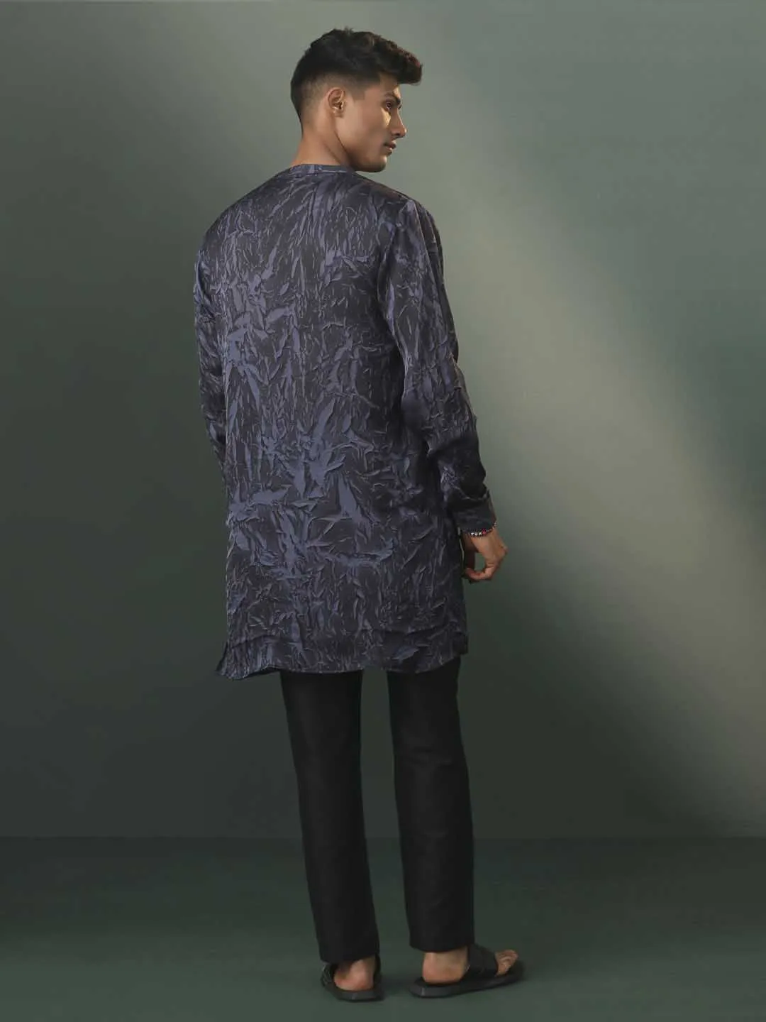 VASTRAMAY Grey & Black Printed Kurta Pyjama